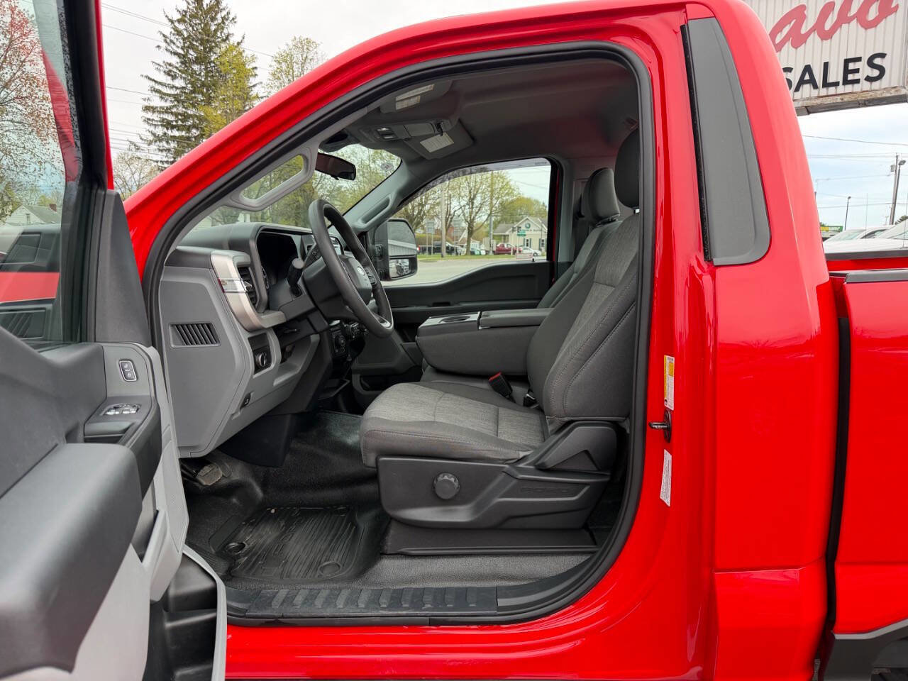 Used 2024 Ford F350 XL w/ Snow Plow Prep Package AWD/4WD image 9