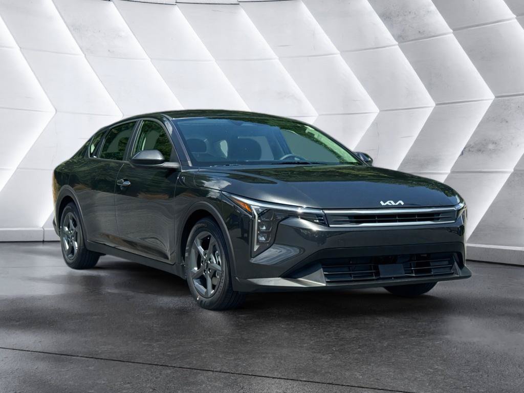 New 2026 Kia K4 FWD image 3