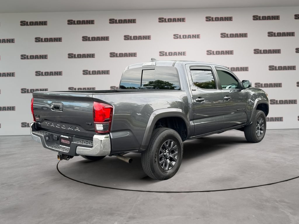 Used 2023 Toyota Tacoma SR5 AWD/4WD image 5