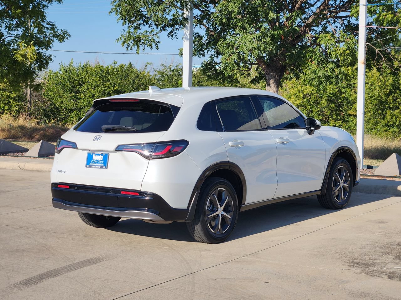 Certified 2024 Honda HR-V EX-L image 5