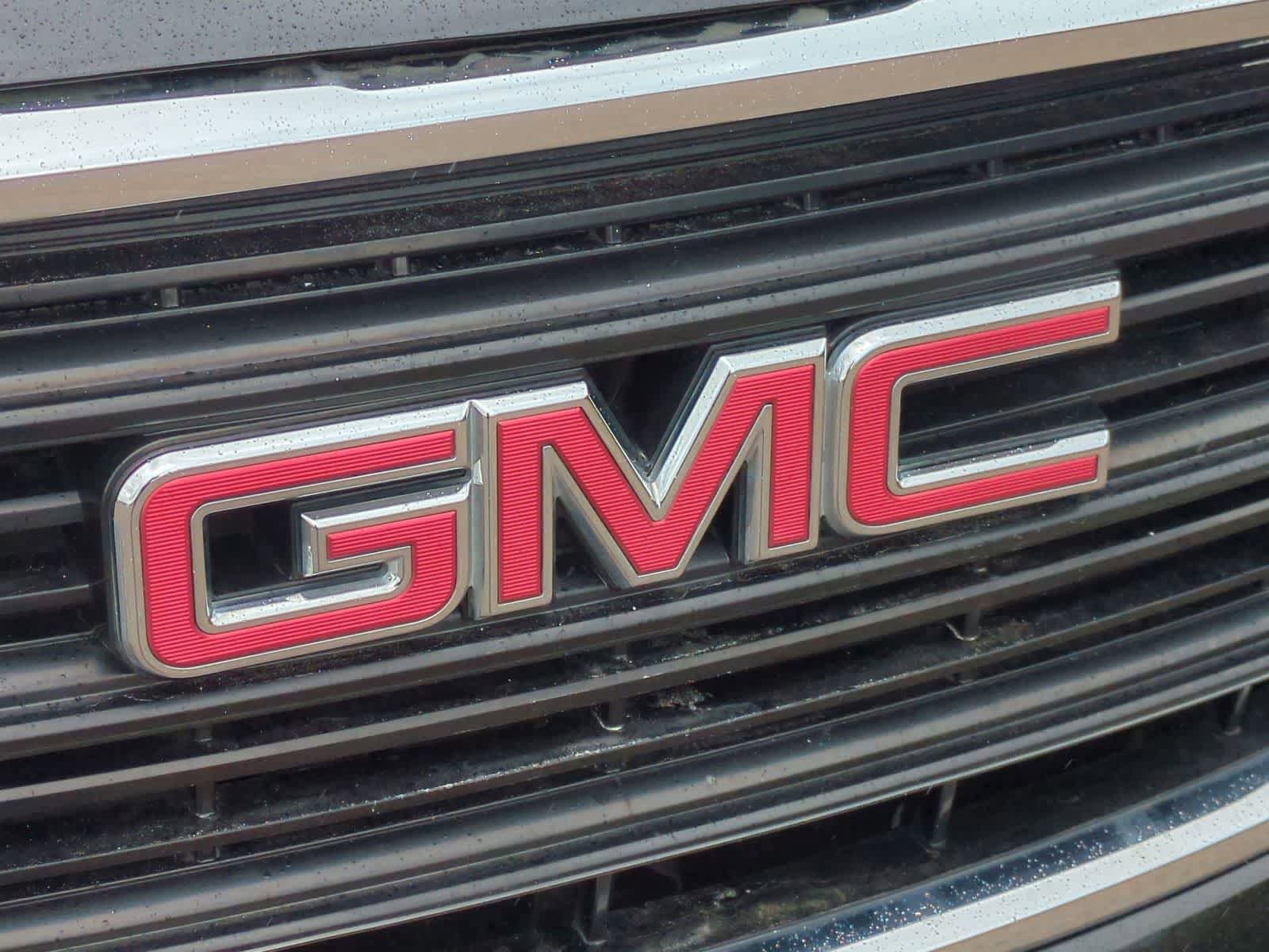 Used 2018 GMC Terrain SLE w/ Driver Convenience Package FWD image 29