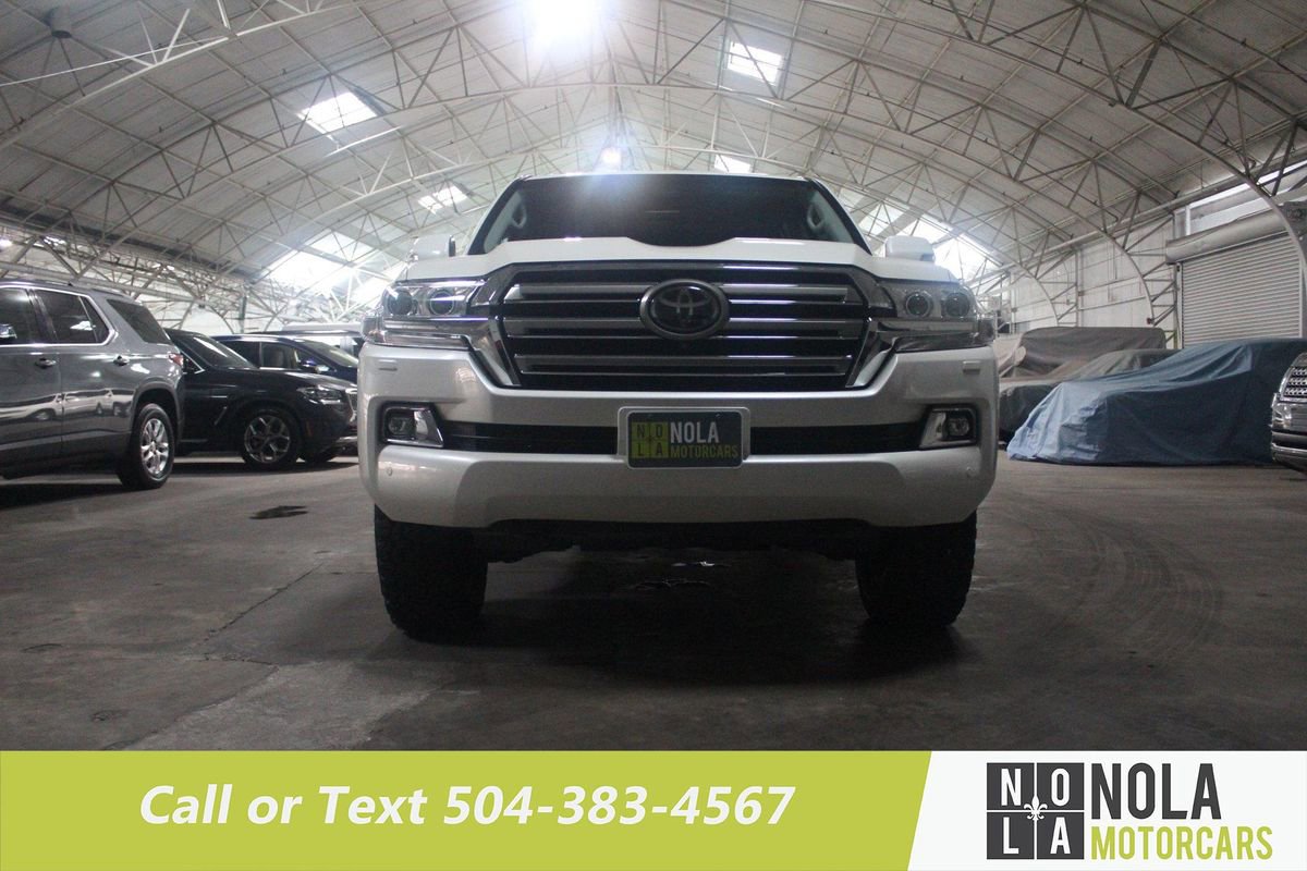 Used 2019 Toyota Land Cruiser image 4