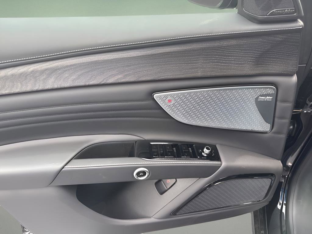 New 2025 Maserati Grecale Modena AWD/4WD image 17