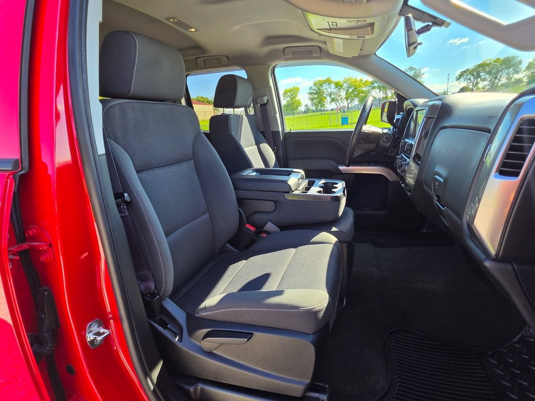 Used 2017 Chevrolet Silverado 1500 LT w/ All Star Edition AWD/4WD image 14