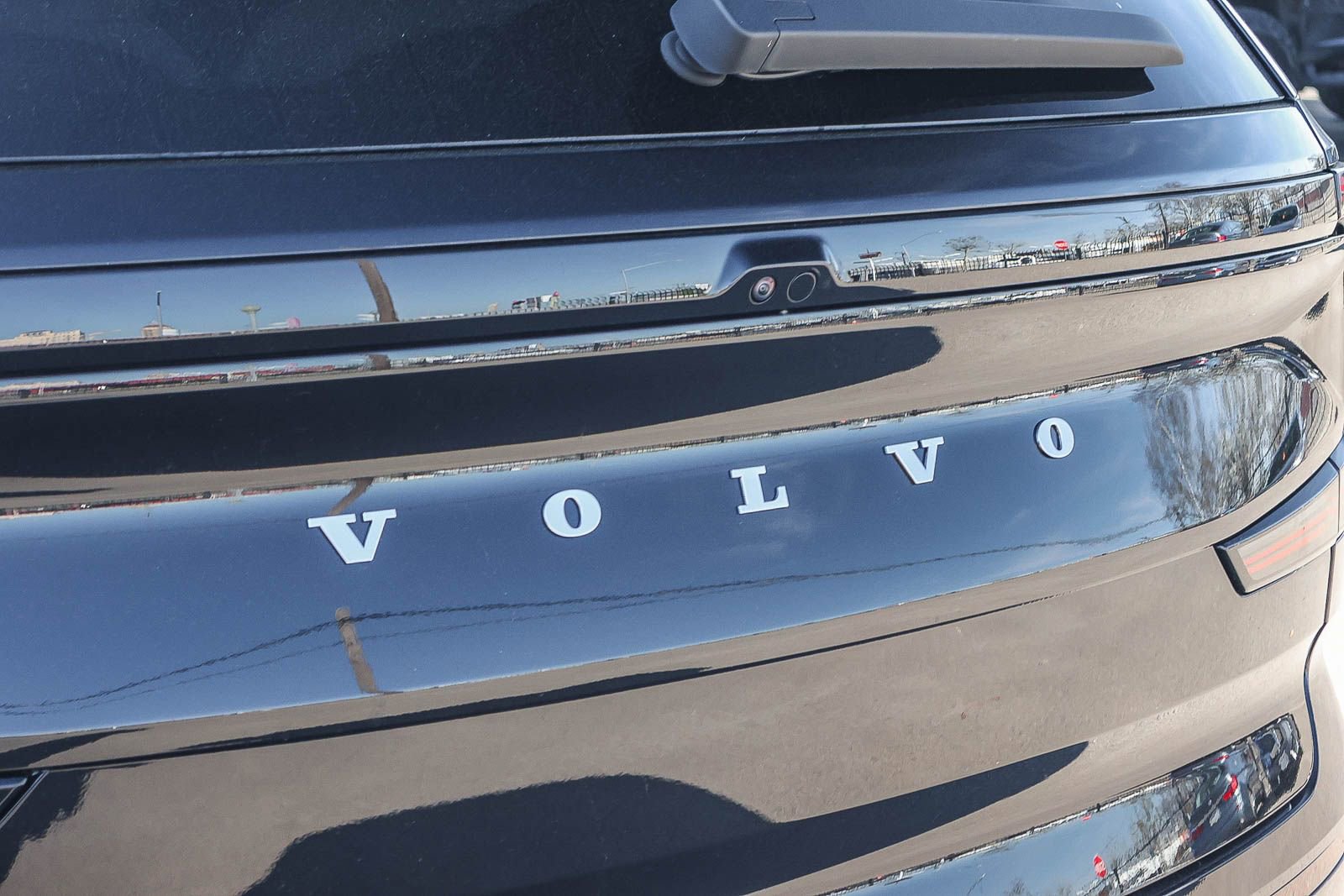 New 2026 Volvo EX90 Plus RWD image 12