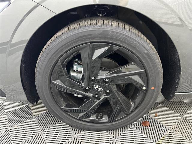 New 2026 Hyundai Elantra SEL Sport image 11