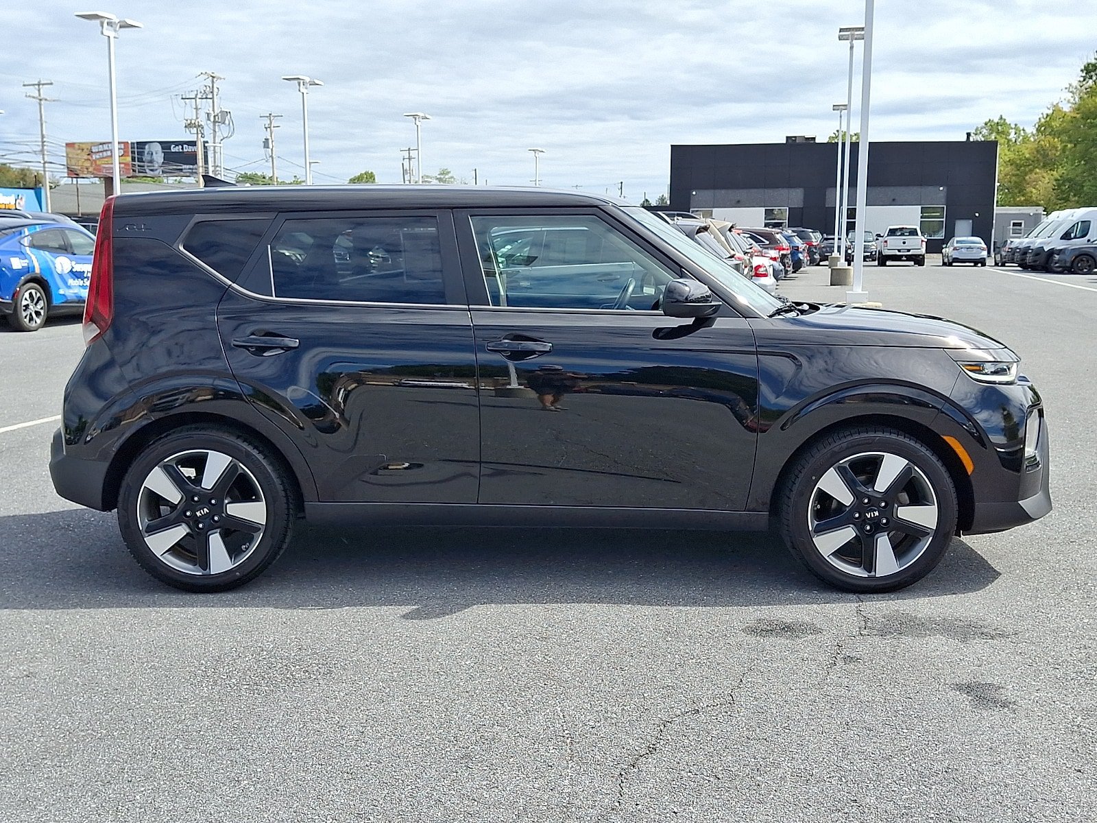 Used 2020 Kia Soul EX FWD image 5