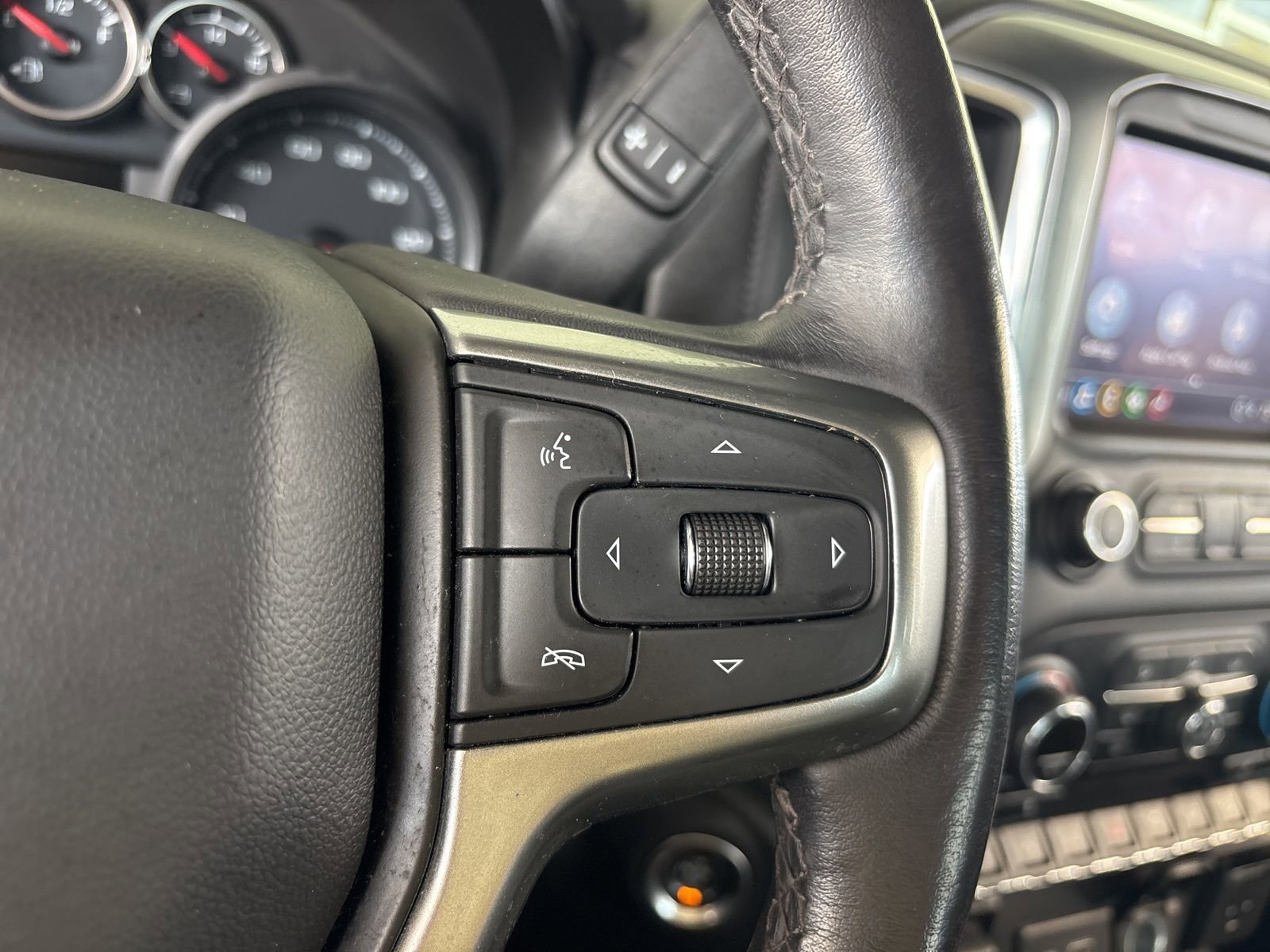 Used 2021 Chevrolet Silverado 1500 LT Trail Boss w/ Convenience Package II image 27