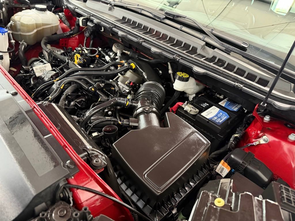 Used 2022 Ford Edge ST-Line image 9