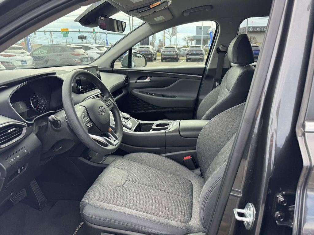 Used 2023 Hyundai Santa Fe SE image 13