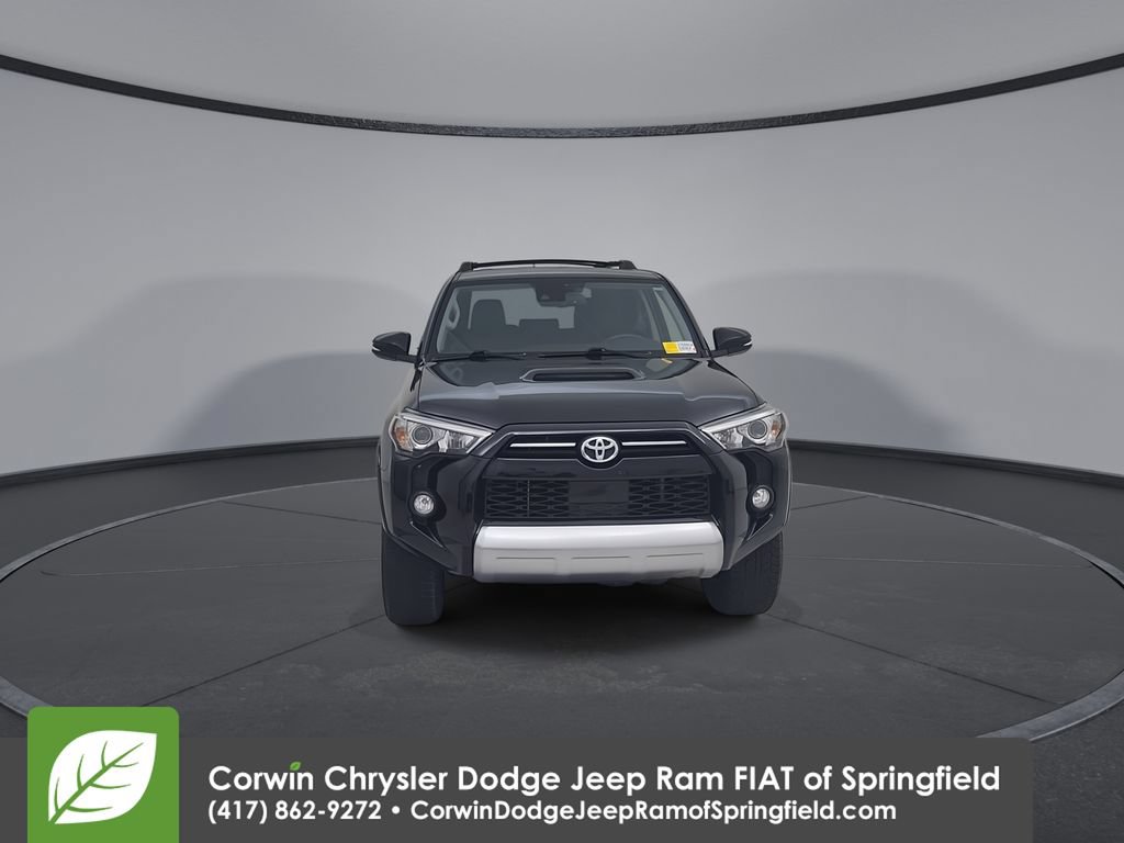 Used 2020 Toyota 4Runner TRD Off-Road Premium w/ Moonroof Package AWD/4WD image 5