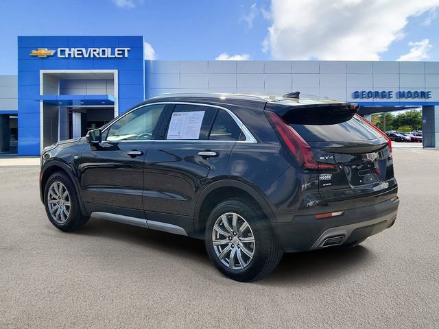 Certified 2023 Cadillac XT4 Premium Luxury w/ Cold Weather Package AWD/4WD image 3
