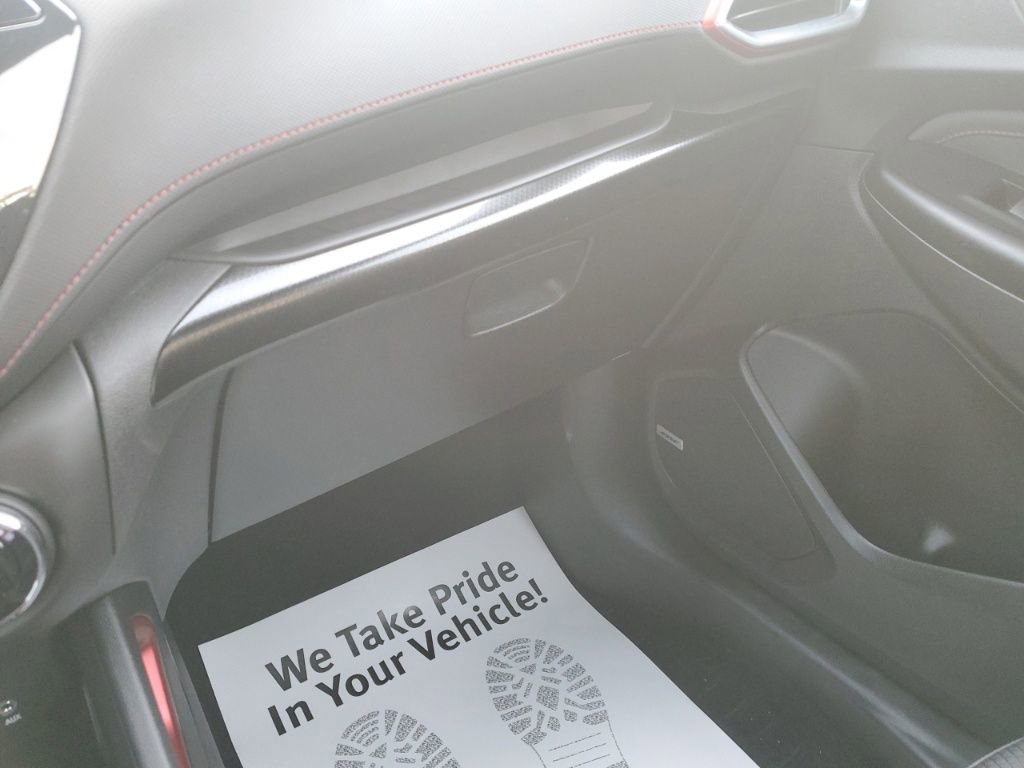 Used 2023 Chevrolet TrailBlazer RS w/ Sun and Liftgate Package image 19