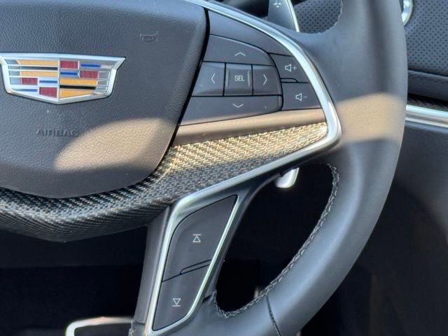 New 2025 Cadillac XT5 Sportv w/ LPO, Floor Liner Package image 28