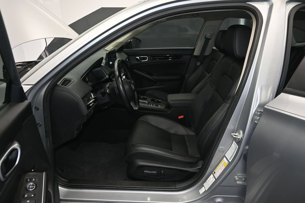 Used 2023 Honda Civic Touring image 17