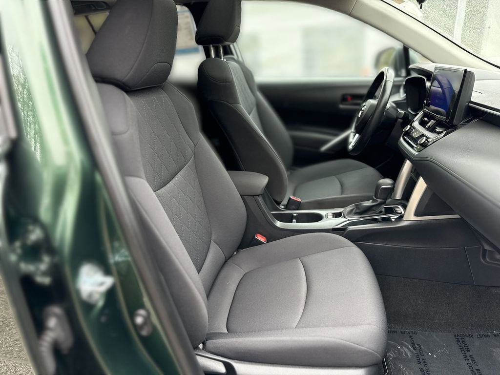 Used 2023 Toyota Corolla Cross LE w/ Moonroof Package image 25