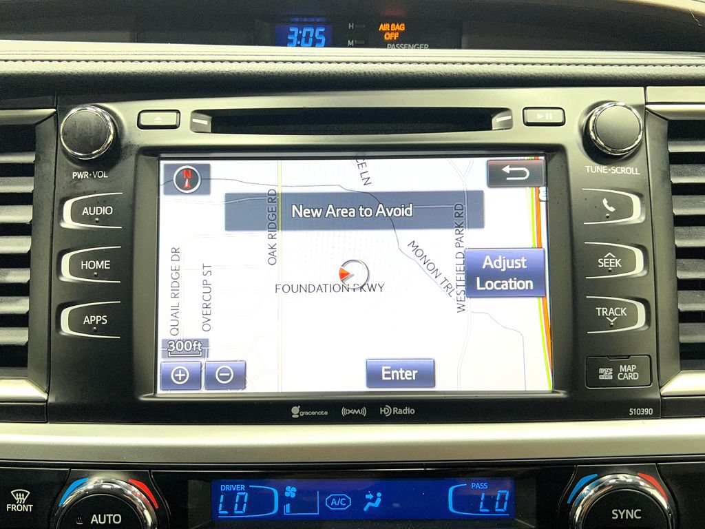 Used 2019 Toyota Highlander XLE AWD/4WD image 11