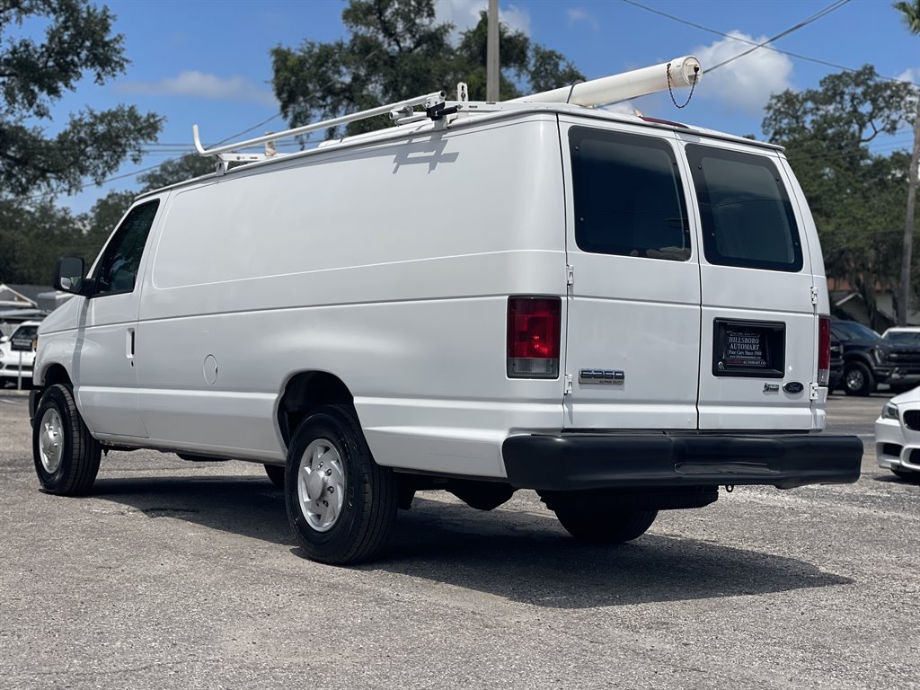 Used 2009 Ford E-250 and Econoline 250 Extended RWD image 12