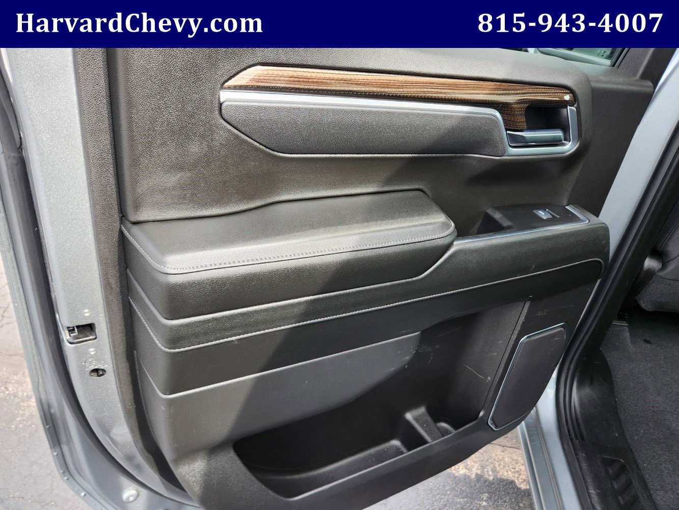 Used 2025 Chevrolet Silverado 1500 LT image 33