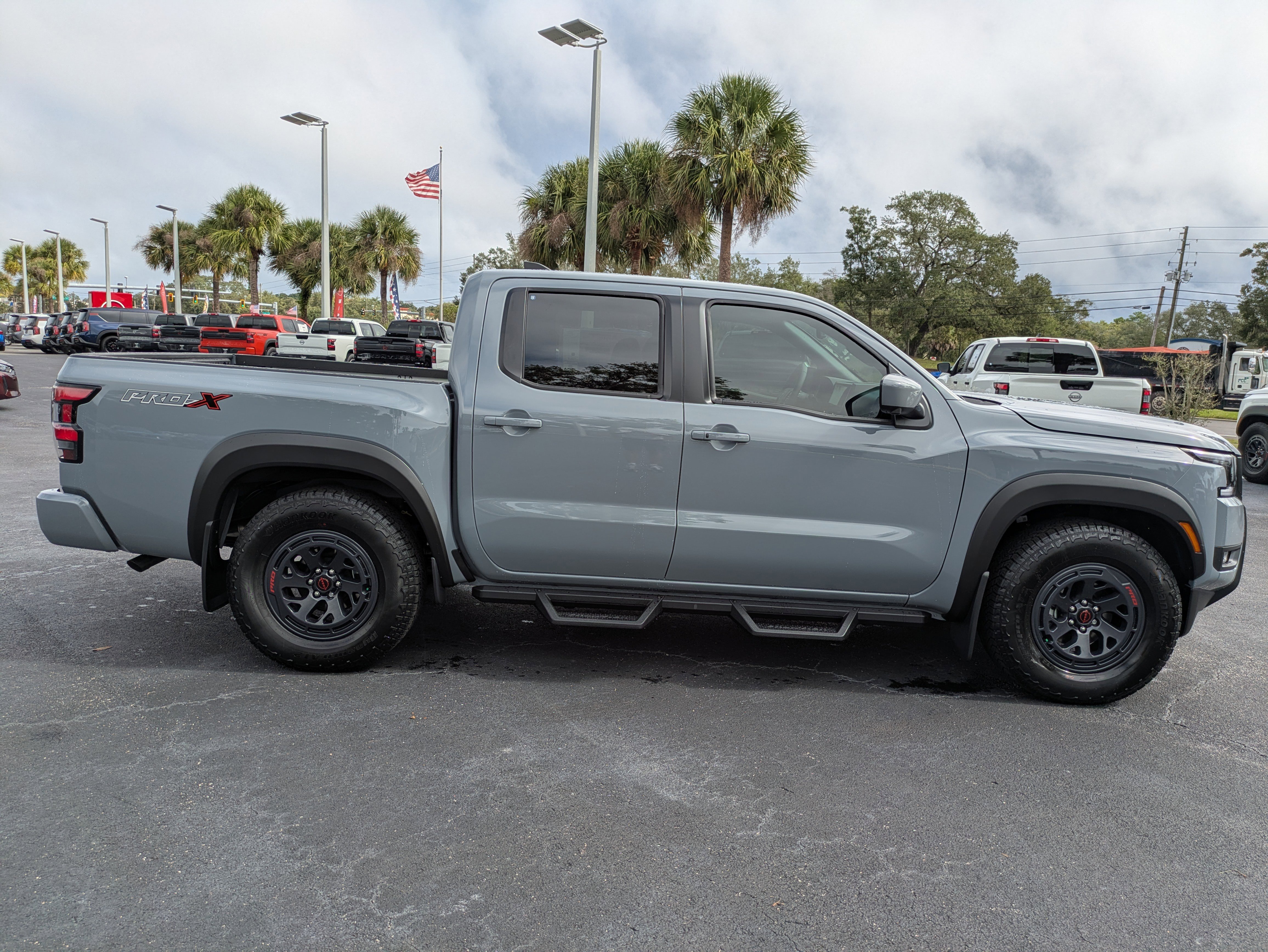 New 2026 Nissan Frontier Pro-X image 3