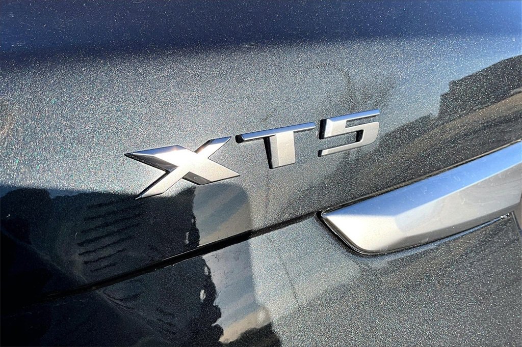 Certified 2023 Cadillac XT5 Premium Luxury image 33