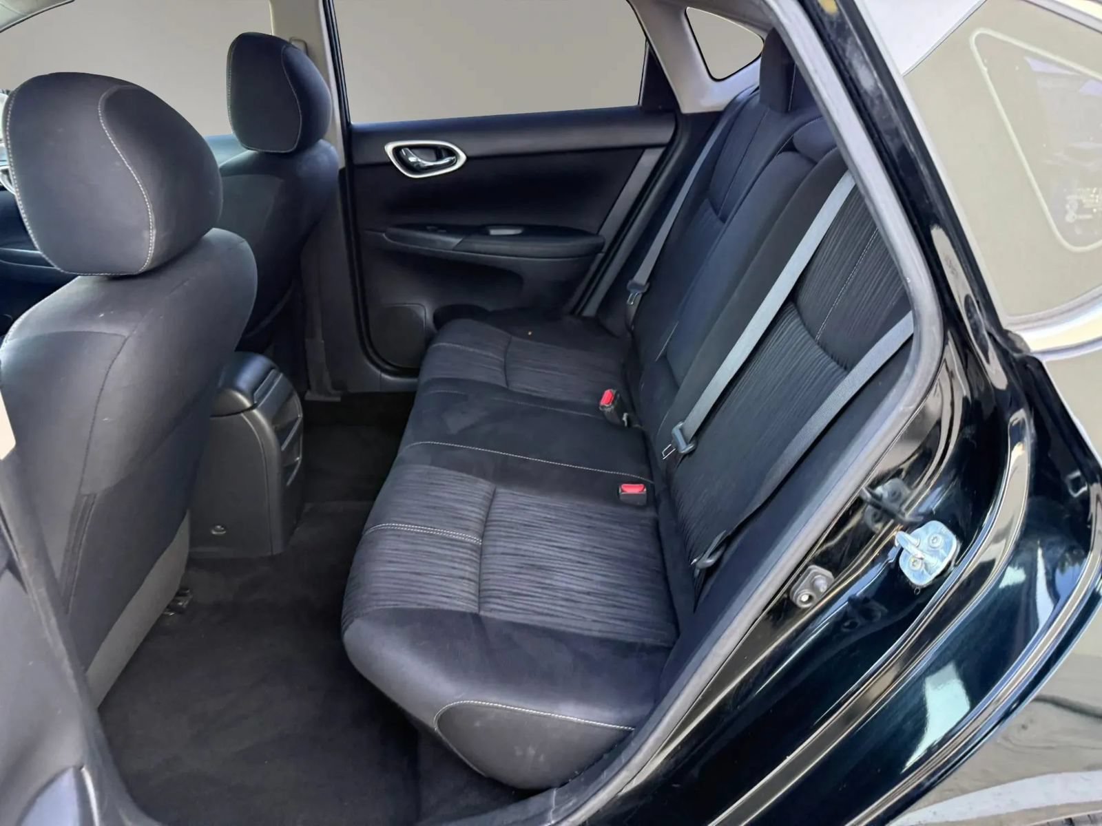 Used 2016 Nissan Sentra SV FWD image 15