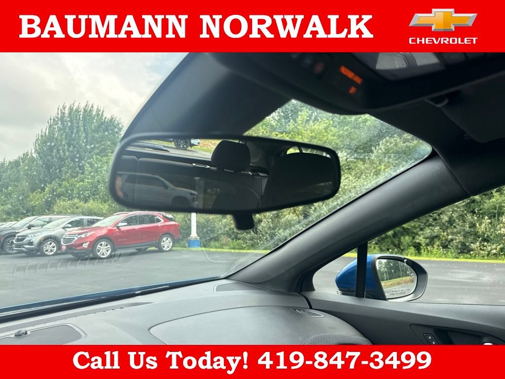 Used 2019 Chevrolet Cruze LT w/ Convenience Package FWD image 25