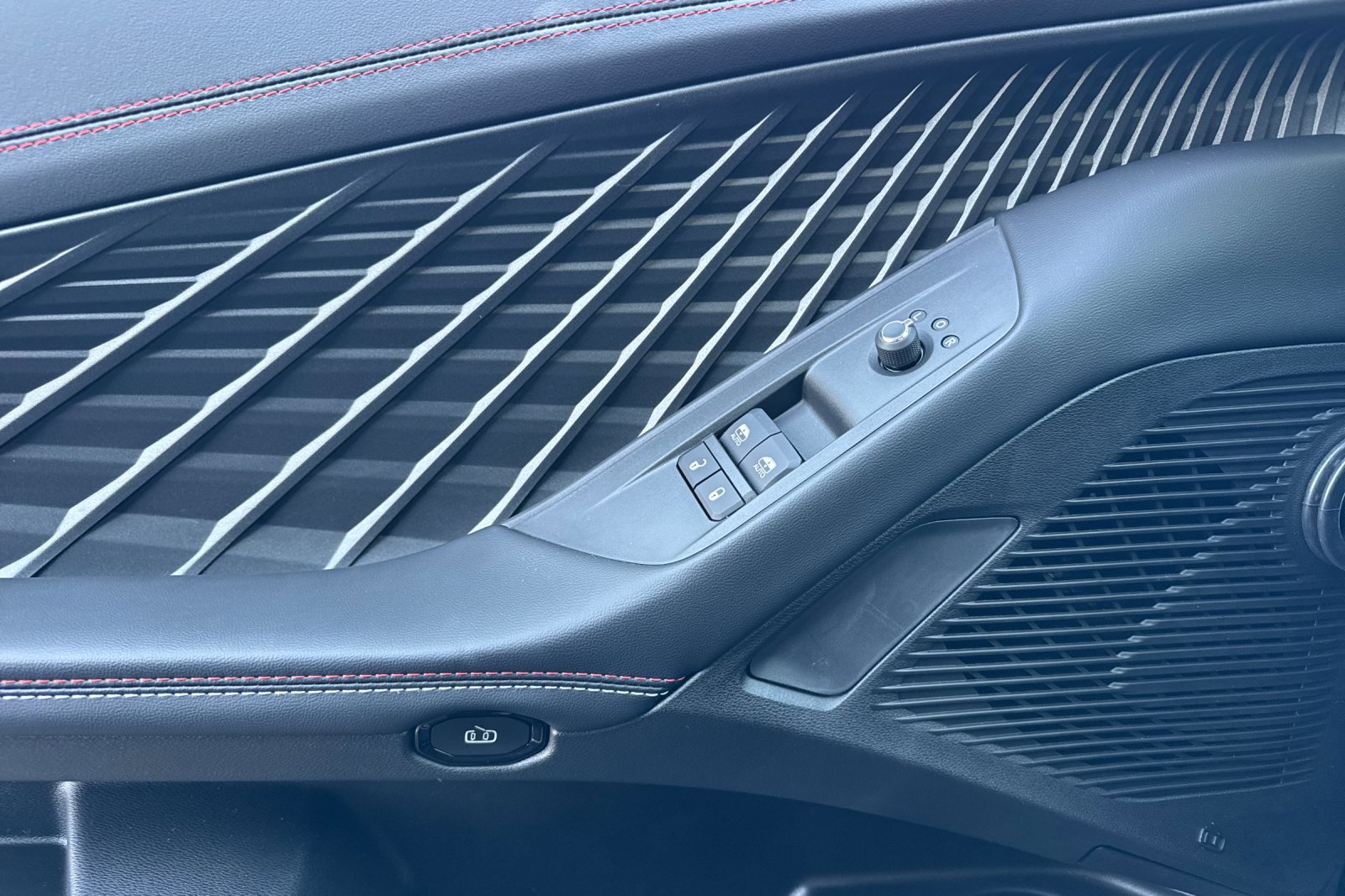 New 2026 Dodge Charger Daytona Scat Pack image 10