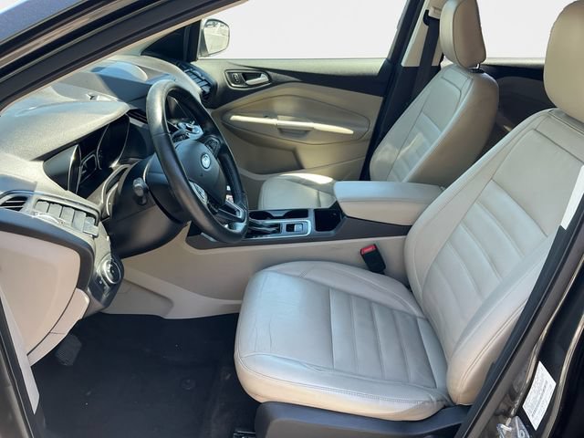 Used 2019 Ford Escape Titanium AWD/4WD image 9