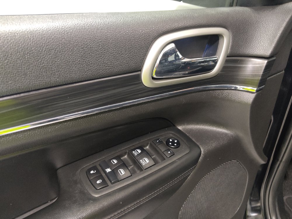 Used 2020 Jeep Grand Cherokee Limited w/ Premium Lighting Group AWD/4WD image 27