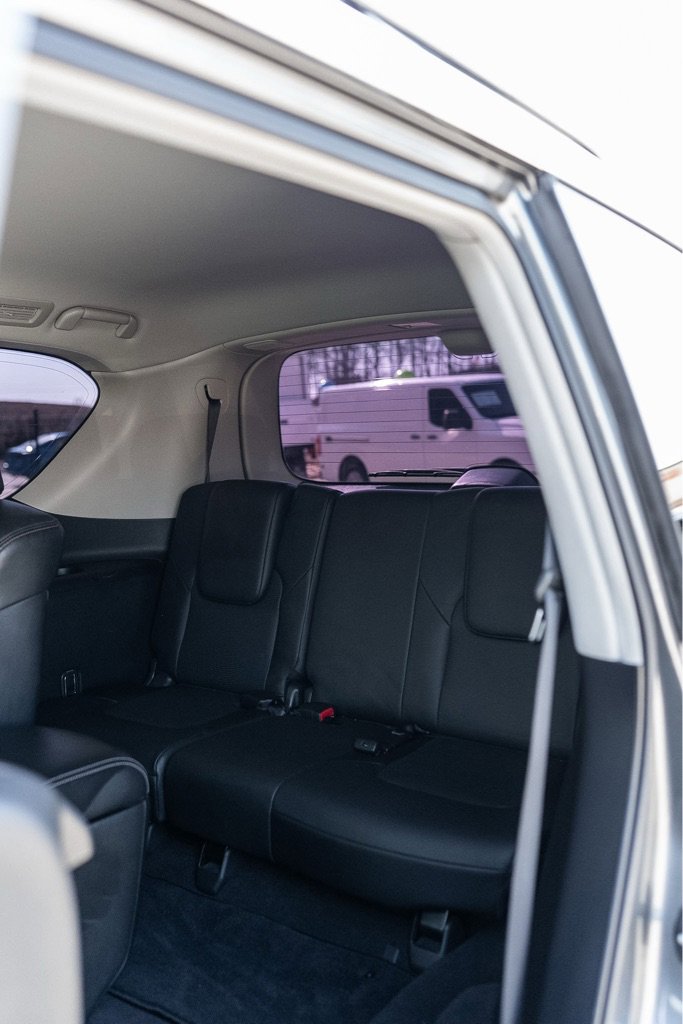 Used 2018 Nissan Armada Platinum w/ Captain Seat Package image 10