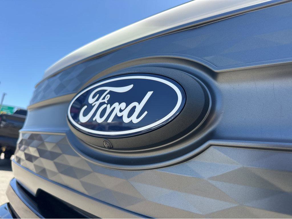 Used 2024 Ford F150 Lightning Lariat AWD/4WD image 50