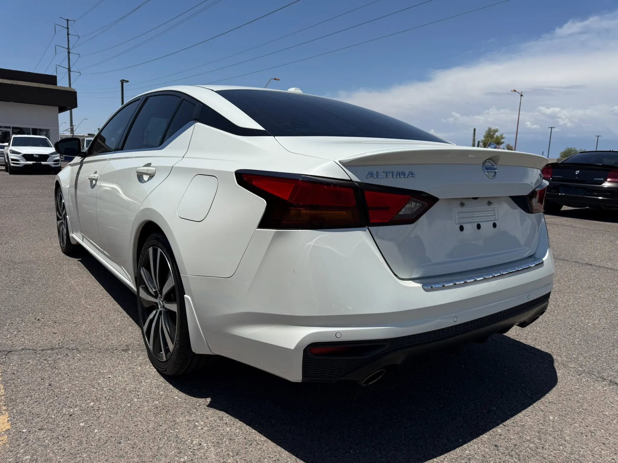 Used 2021 Nissan Altima 2.5 SR w/ SR Premium Package FWD image 8