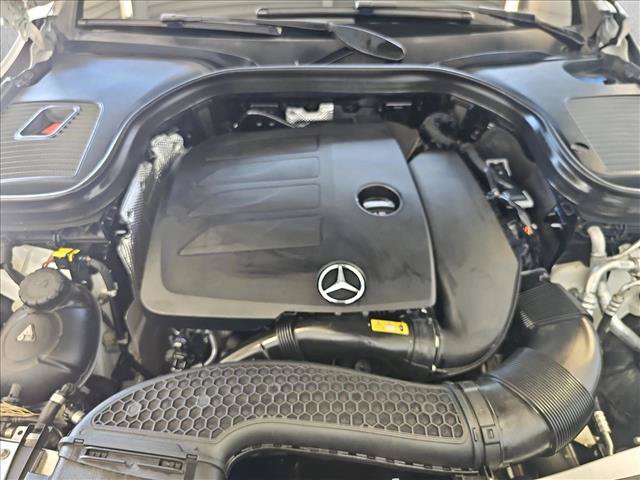 Used 2020 Mercedes-Benz GLC 300 image 27