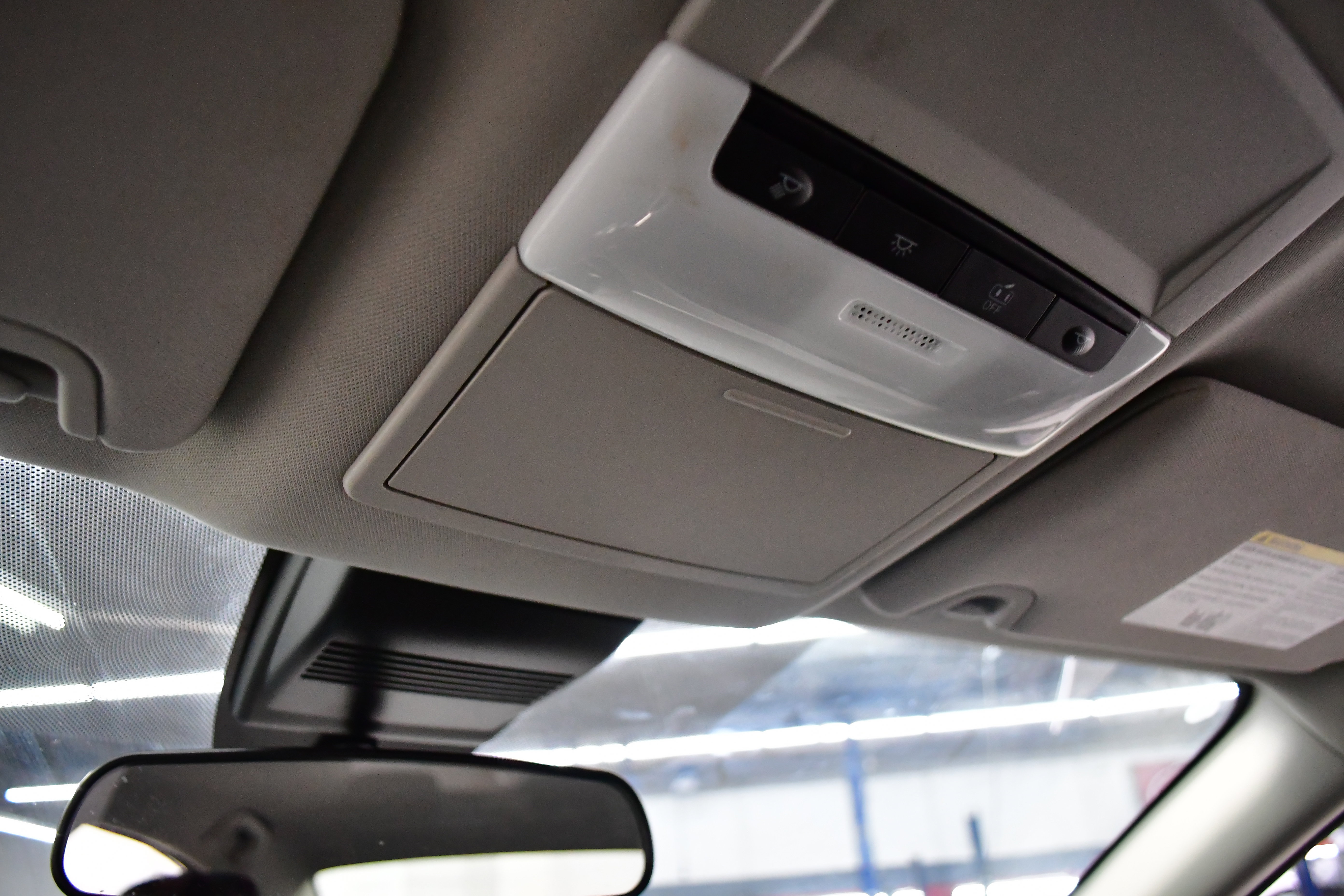 Used 2025 Nissan Altima 2.5 SR image 29