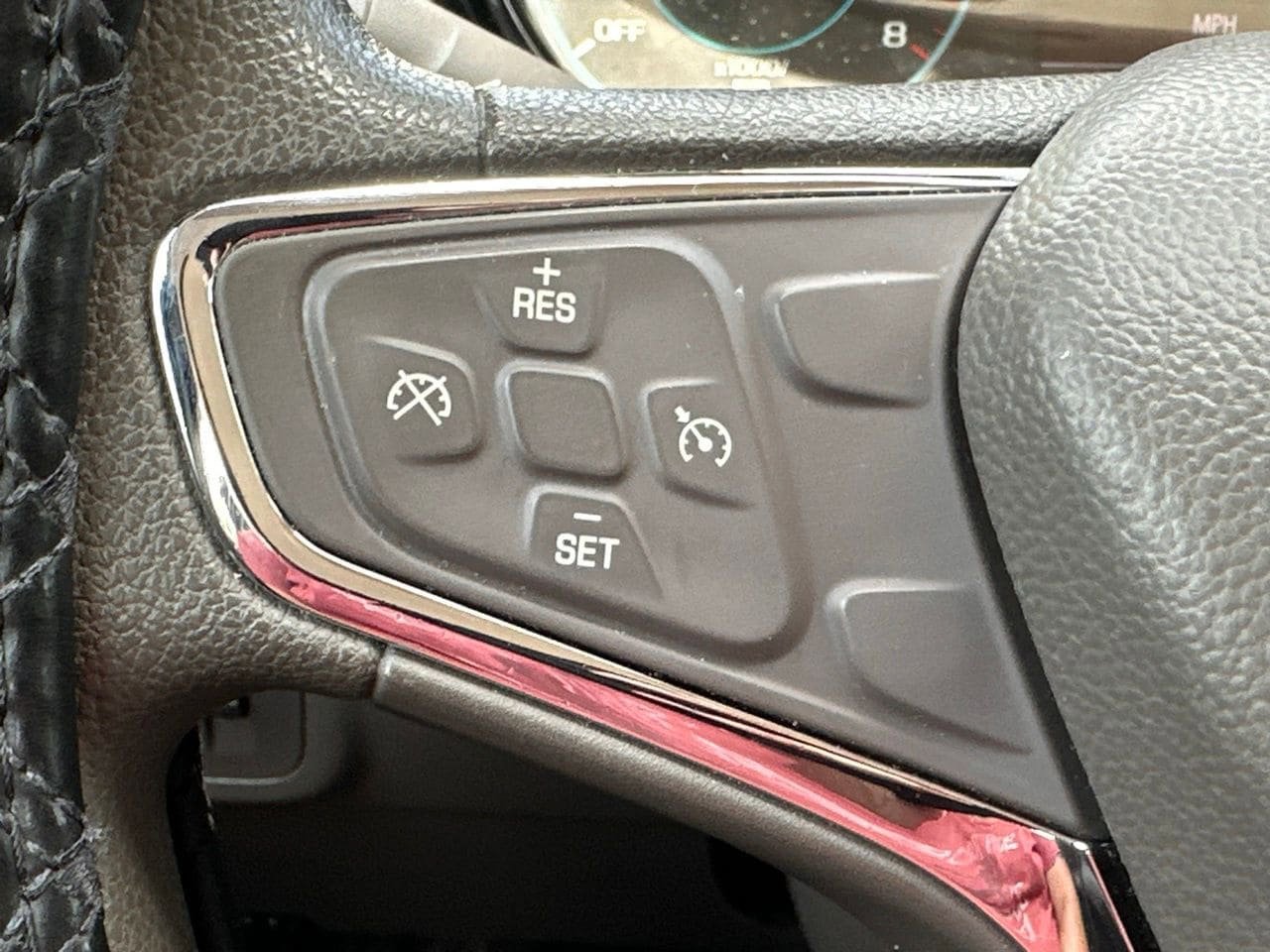 Used 2018 Chevrolet Cruze LT image 23