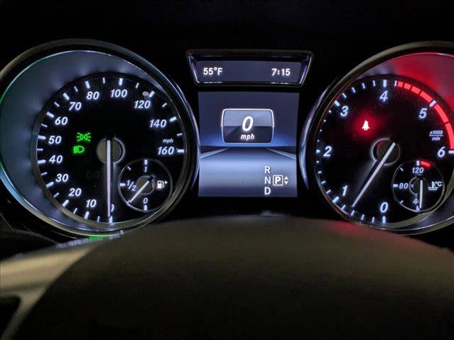 Used 2014 Mercedes-Benz GL 350 BlueTEC 4MATIC image 11