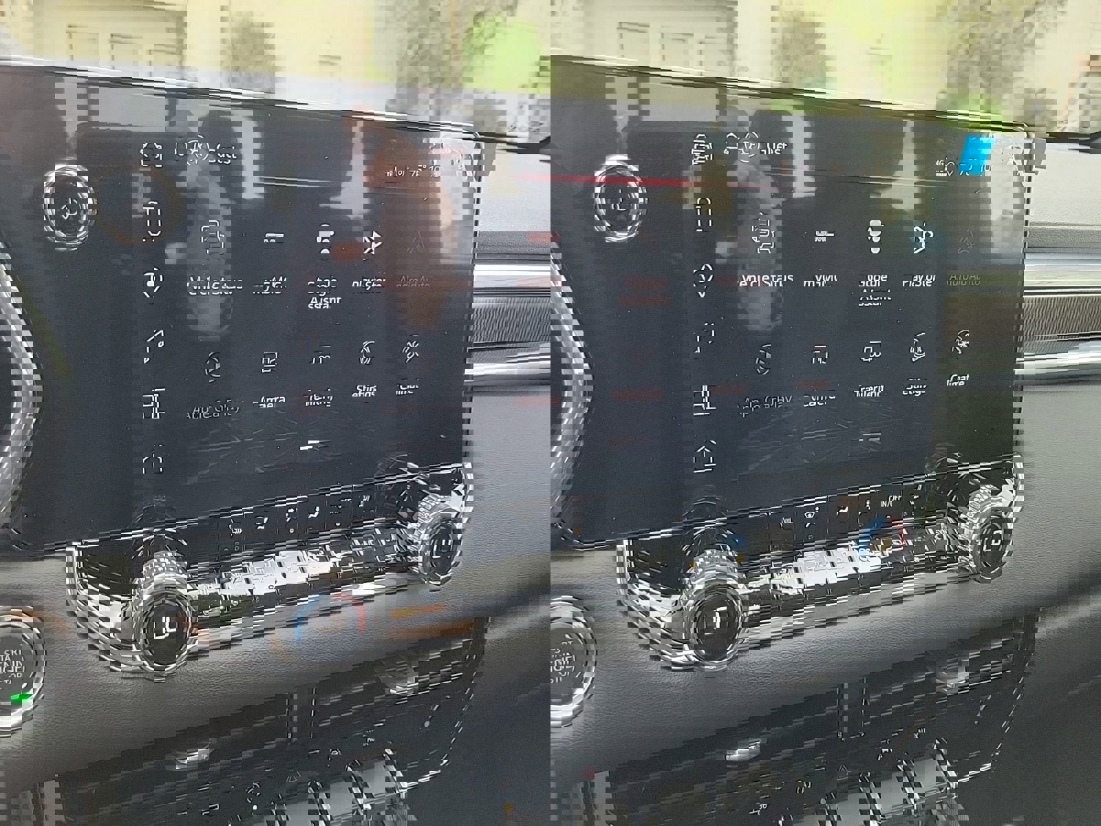 New 2026 GMC Canyon Elevation w/ Convenience Package image 15