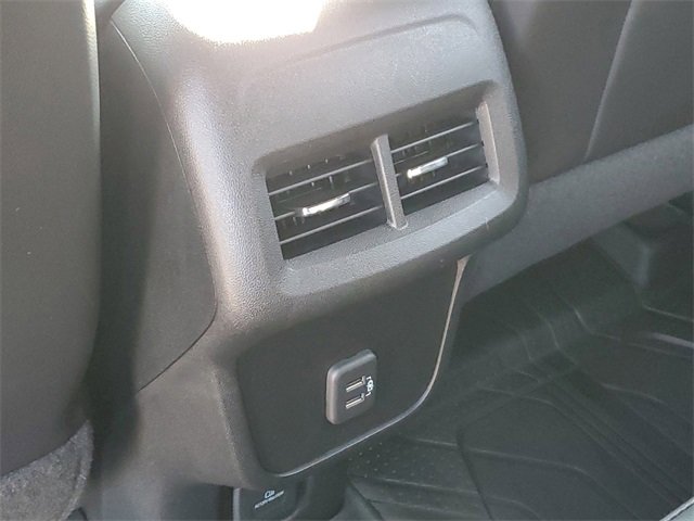 Used 2019 Chevrolet Equinox Premier w/ LPO, Floor Liner Package image 29