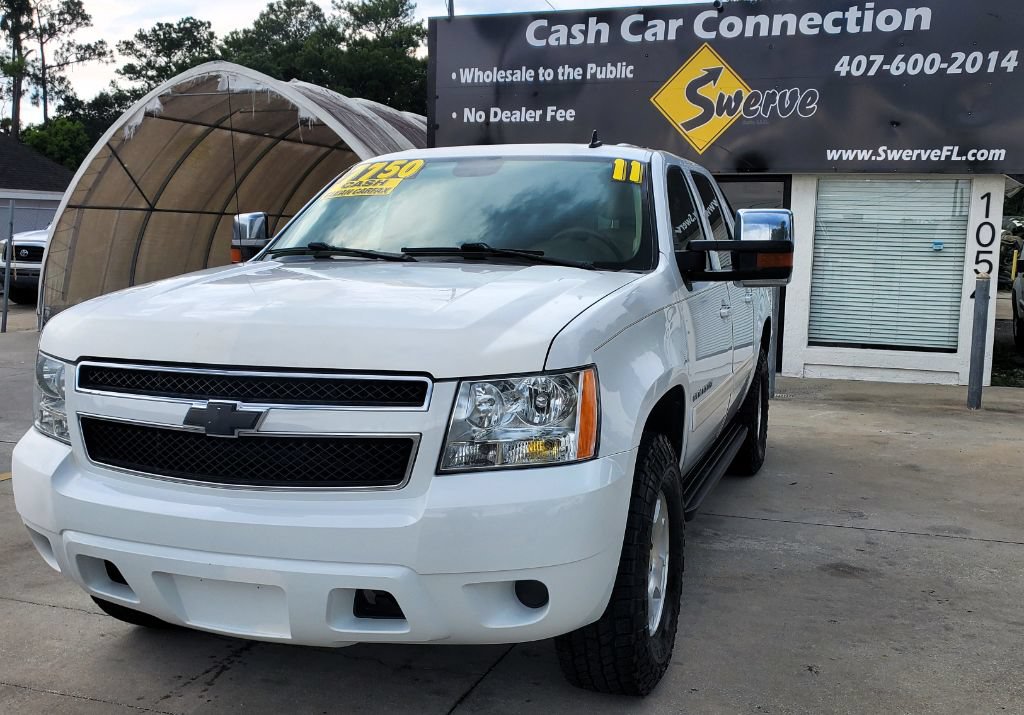 Used 2011 Chevrolet Avalanche LS RWD image 2