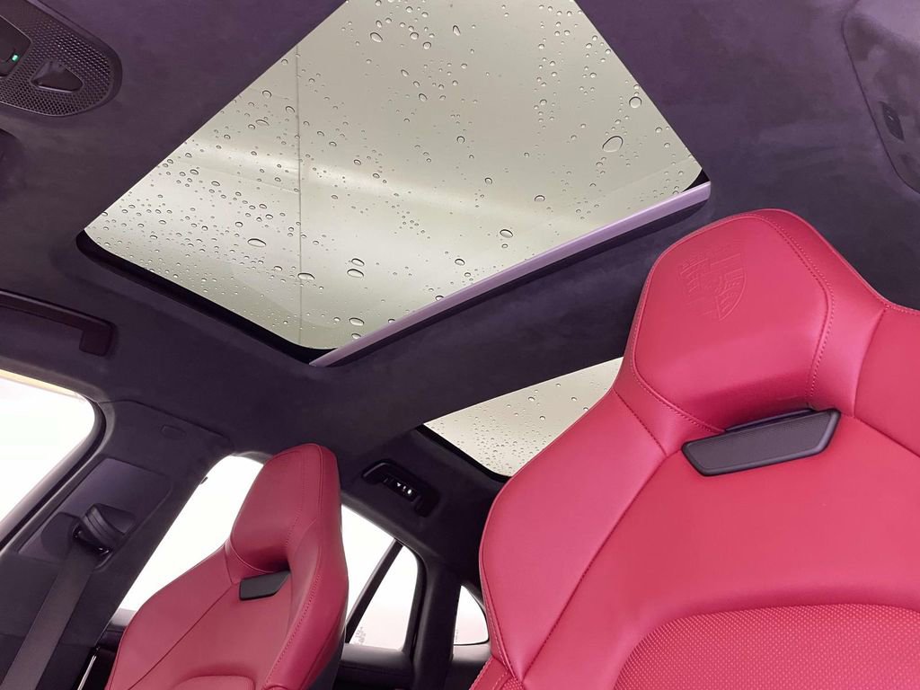 Certified 2025 Porsche Panamera 4S image 19