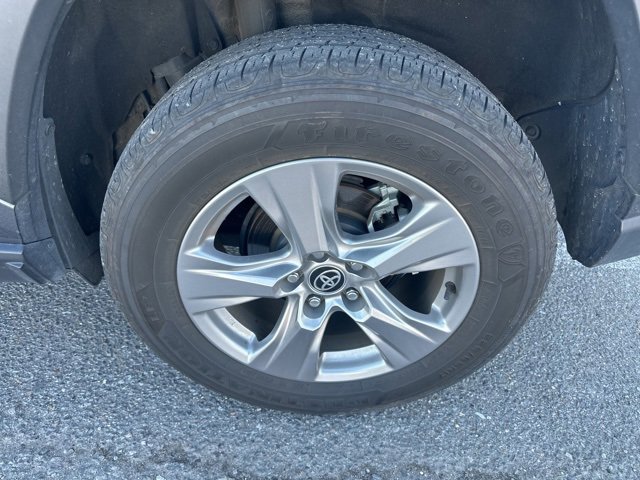 Used 2024 Toyota RAV4 XLE image 9