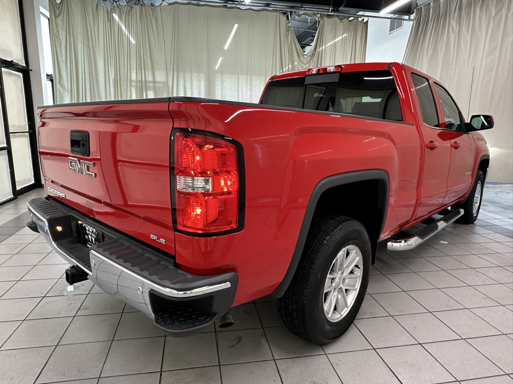 Used 2018 GMC Sierra 1500 SLE w/ SLE Value Package AWD/4WD image 5