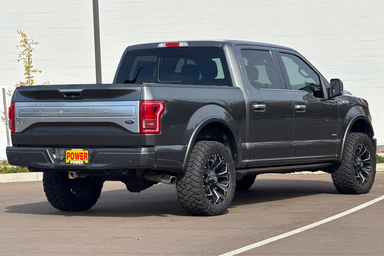 Used 2017 Ford F150 Limited w/ Trailer Tow Package AWD/4WD image 4