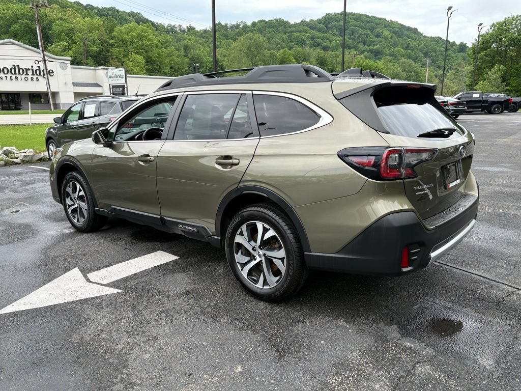 Used 2022 Subaru Outback Limited XT AWD/4WD image 3