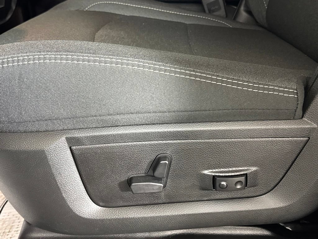 Used 2026 RAM 2500 Big Horn AWD/4WD image 25