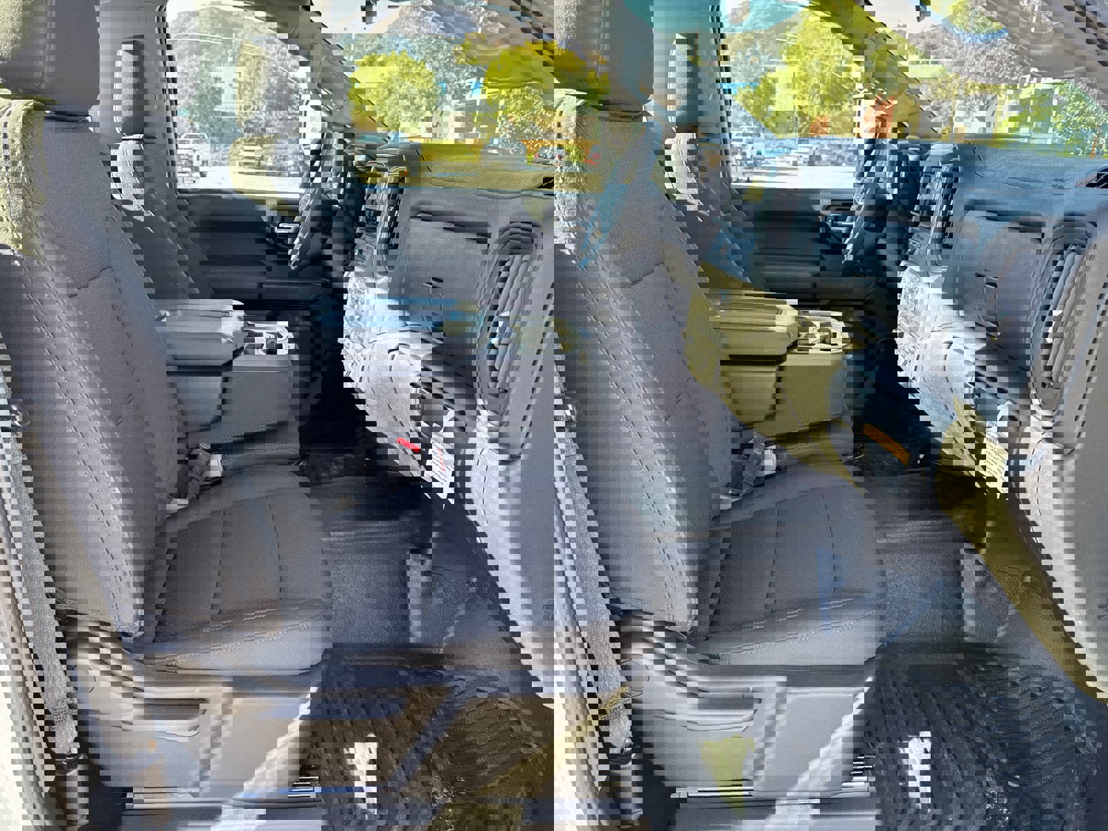 New 2025 GMC Sierra 3500 Pro w/ Fleet Convenience Package image 16