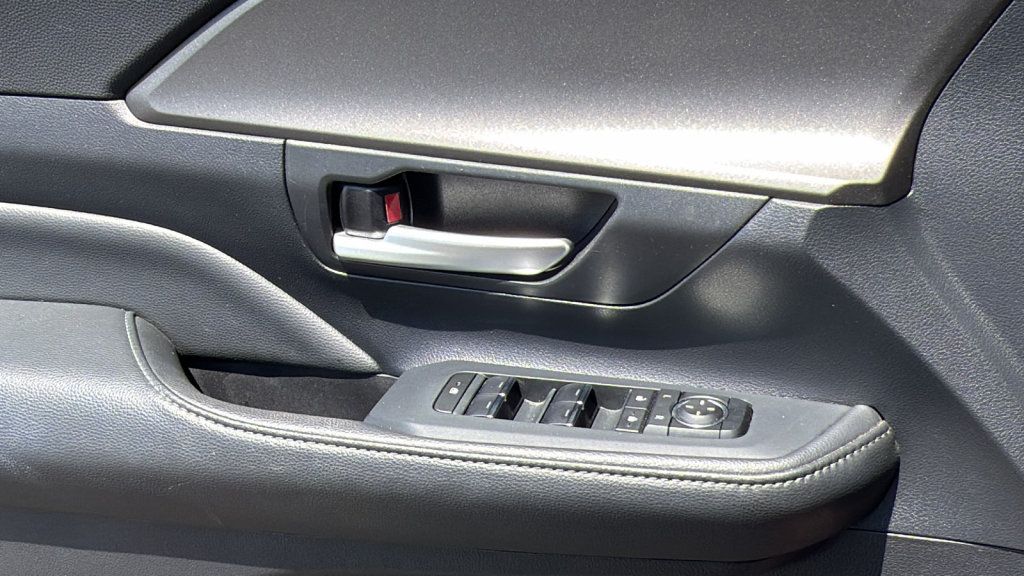 Certified 2024 Toyota Grand Highlander AWD image 22
