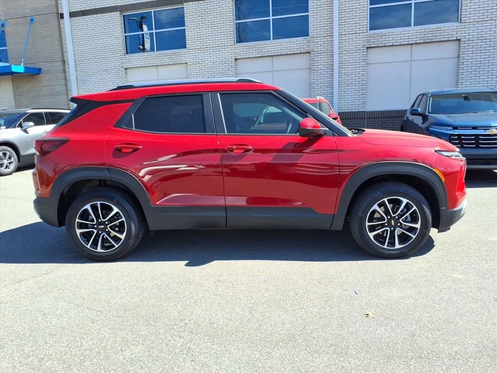 New 2026 Chevrolet TrailBlazer LT w/ LT Cold Weather Package AWD/4WD image 25