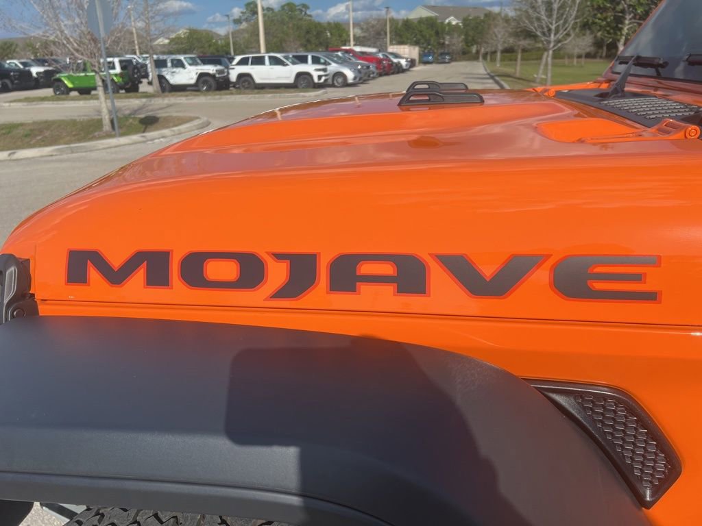 Certified 2025 Jeep Gladiator Mojave w/ Safety Group image 28